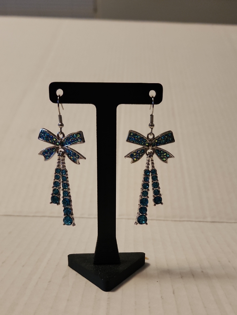 Source Unknown Blue Bow Drop Earrings with Teardrop Strands